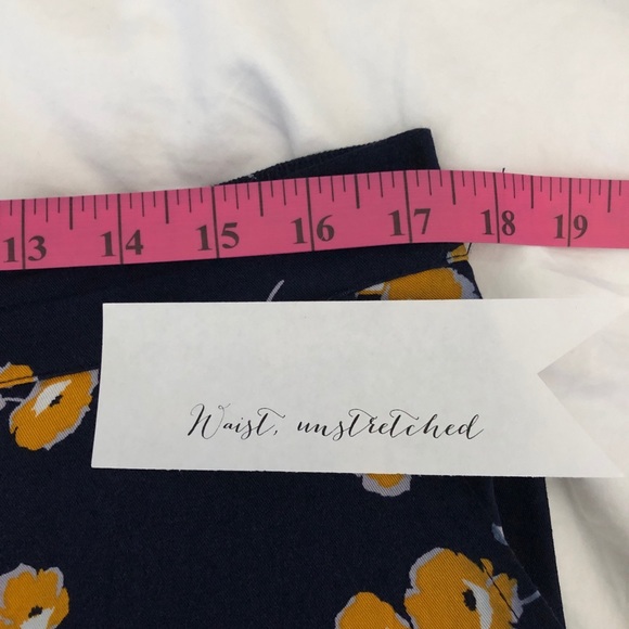 Pop Sugar coordinates (pants only) - Picture 6 of 8